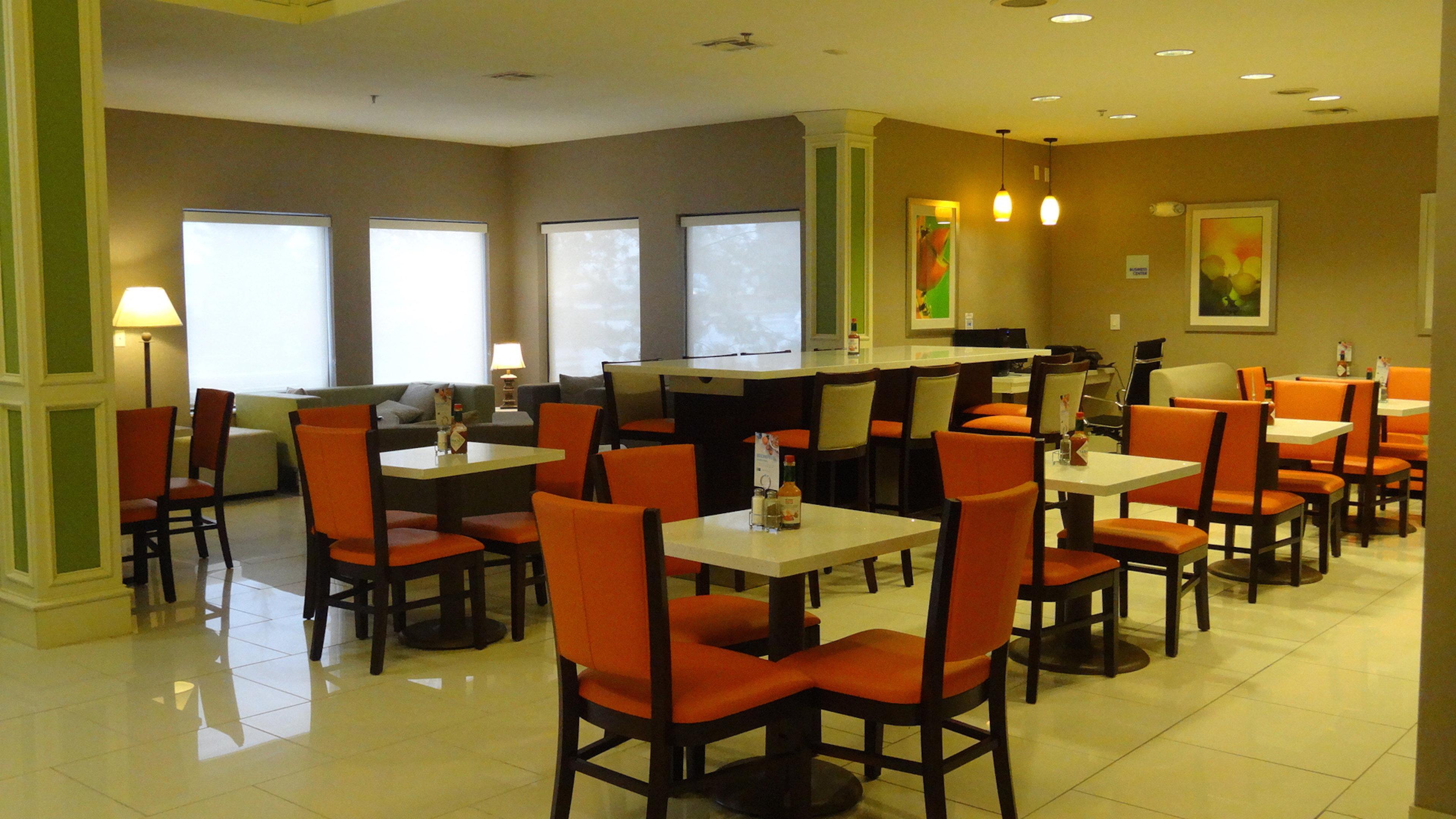 Holiday Inn Express Hotel Kansas City - Bonner Springs By Ihg Extérieur photo