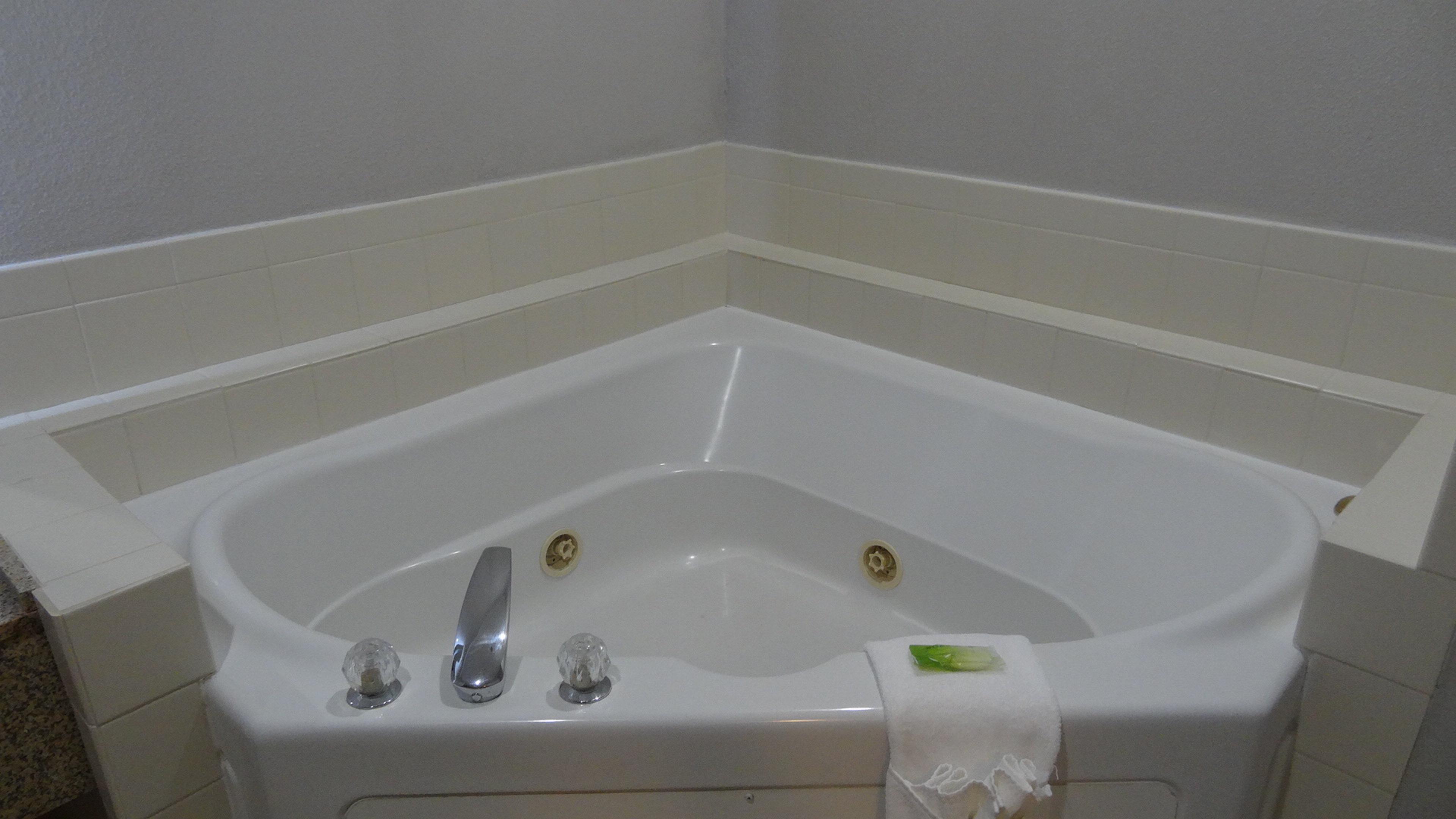 Holiday Inn Express Hotel Kansas City - Bonner Springs By Ihg Extérieur photo
